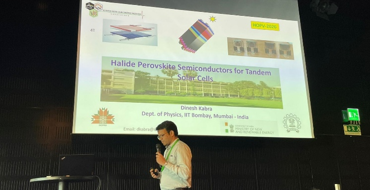 Prof. Dinesh Kabra delivering his invited talk at HOPV 2026